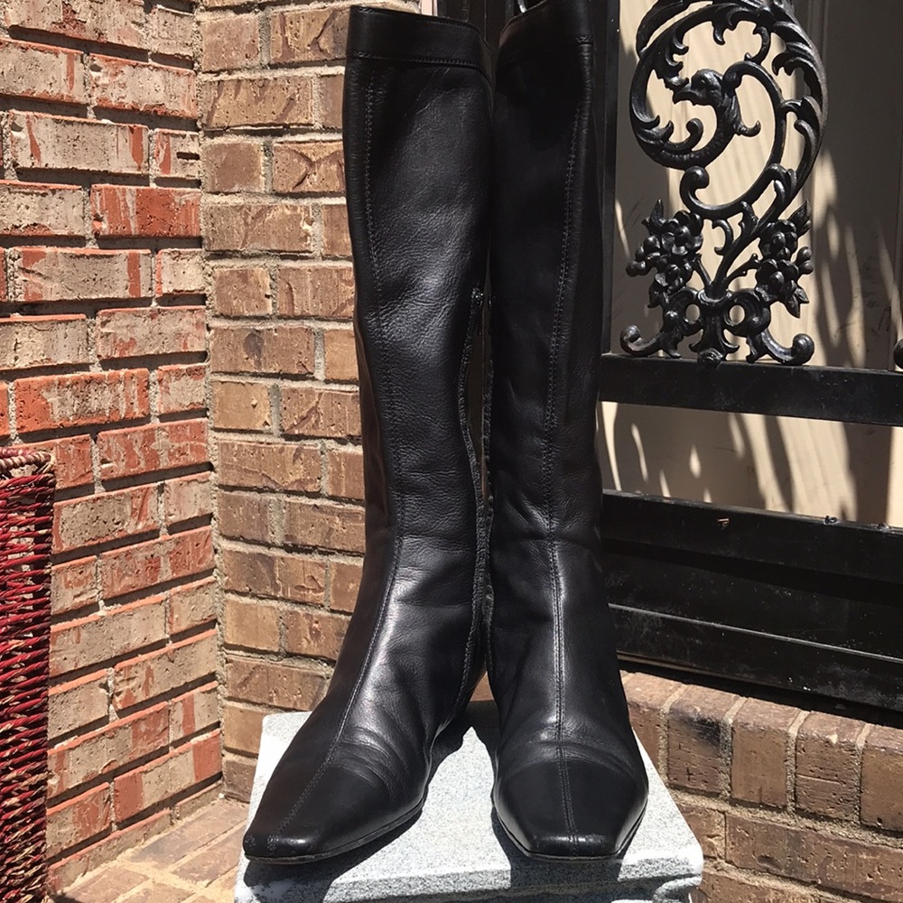 GUCCI Black Leather Calf High Small Heeled Boots